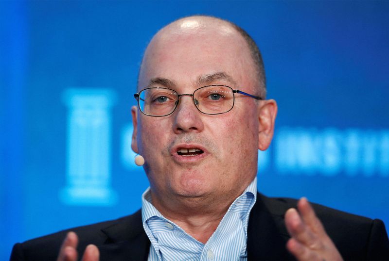Steven Cohen Becomes the Latest Billionaire to Invest in a Cryptocurrency Hedge Fund