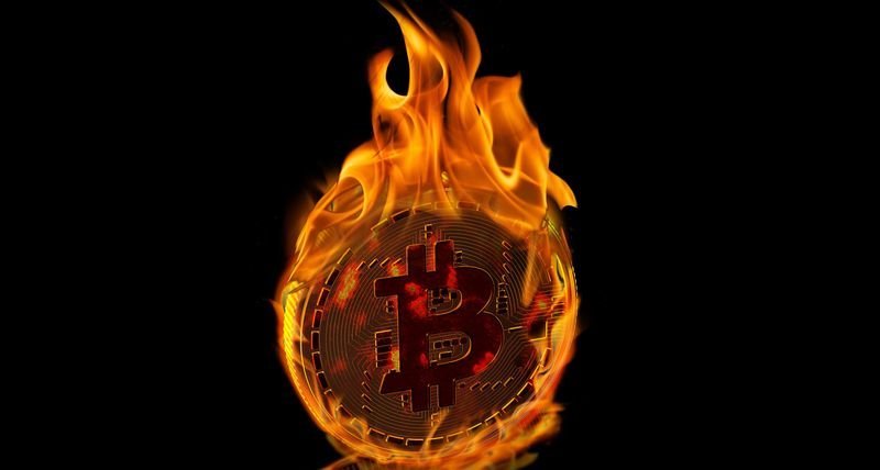 Bitcoin (BTC) Futures Killed The Crypto Rally in Early January, says Economist 10