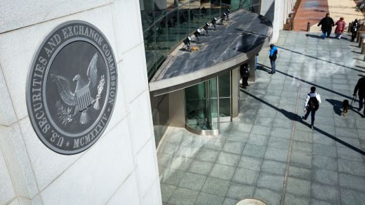SEC Will Go Against Companies Using 'Blockchain' on Their Names to Boost Prices 13