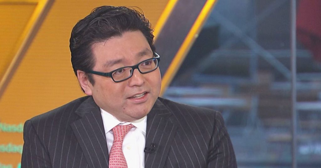 Bitcoin at $15,000 – Tom Lee Stands Firmly on Price Prediction Despite Current Decline 2