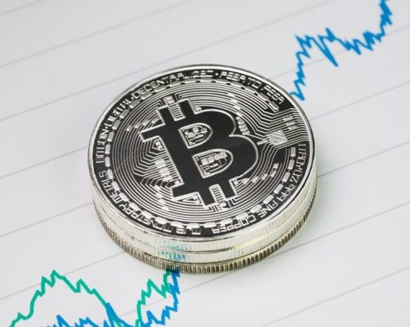 Bitcoin (BTC) Price Live: $400 Gain Sees BTC Rise Above $4,000 10