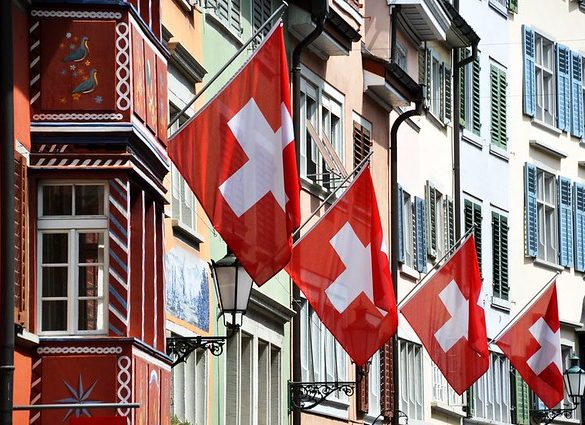 Facebook Launches Swiss-Based Startup to Develop Its Crypto 10