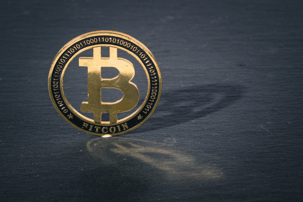 Bitcoin (BTC) Needs To Revisit $3,000 By October, Bearish Analyst Notes 1