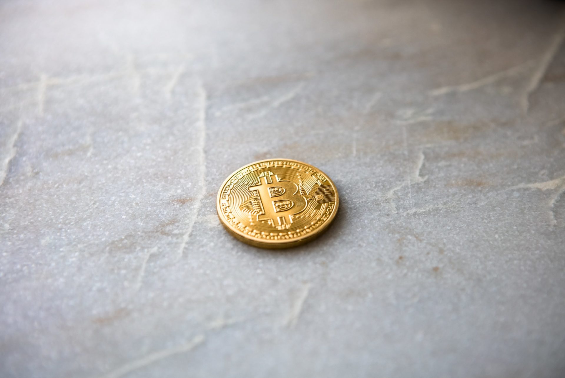 Analyst: Bitcoin Poised For Drawdown, BTC Above $6,400 Is Bullish 10