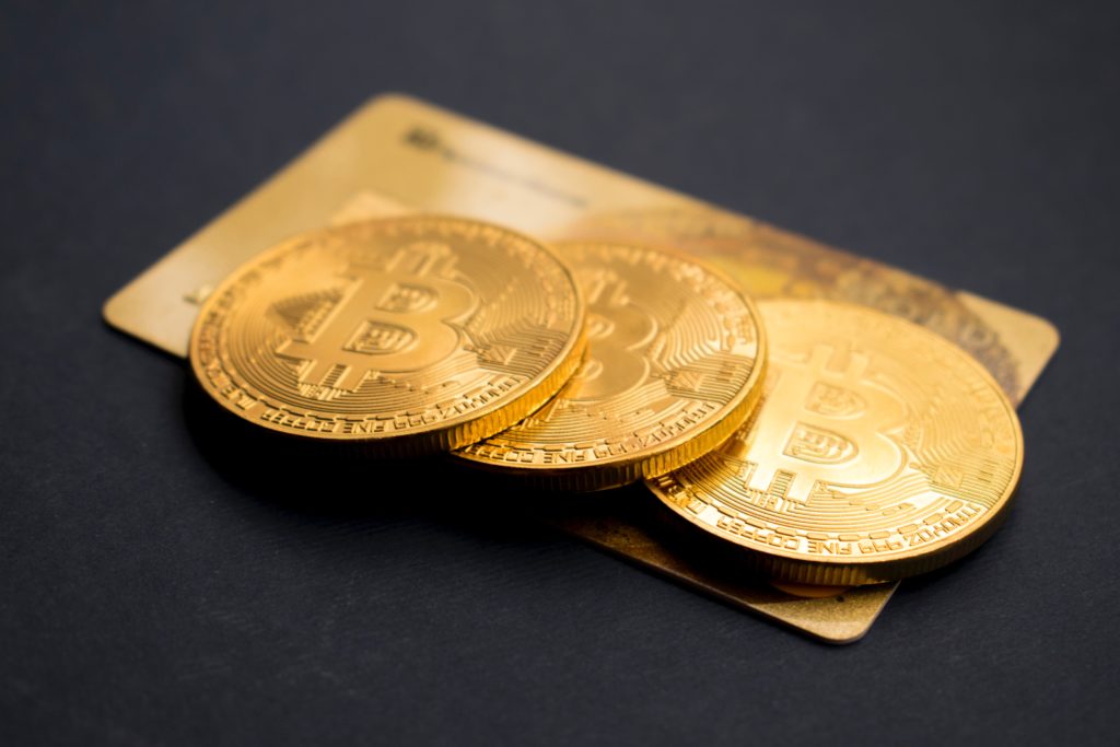 Bitcoin (BTC) Is Looking Like Gold Prior To Parabolic Explosion: Analysts 1